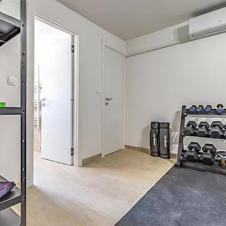 בית נופש 23 With Outdoor Swimmingpool